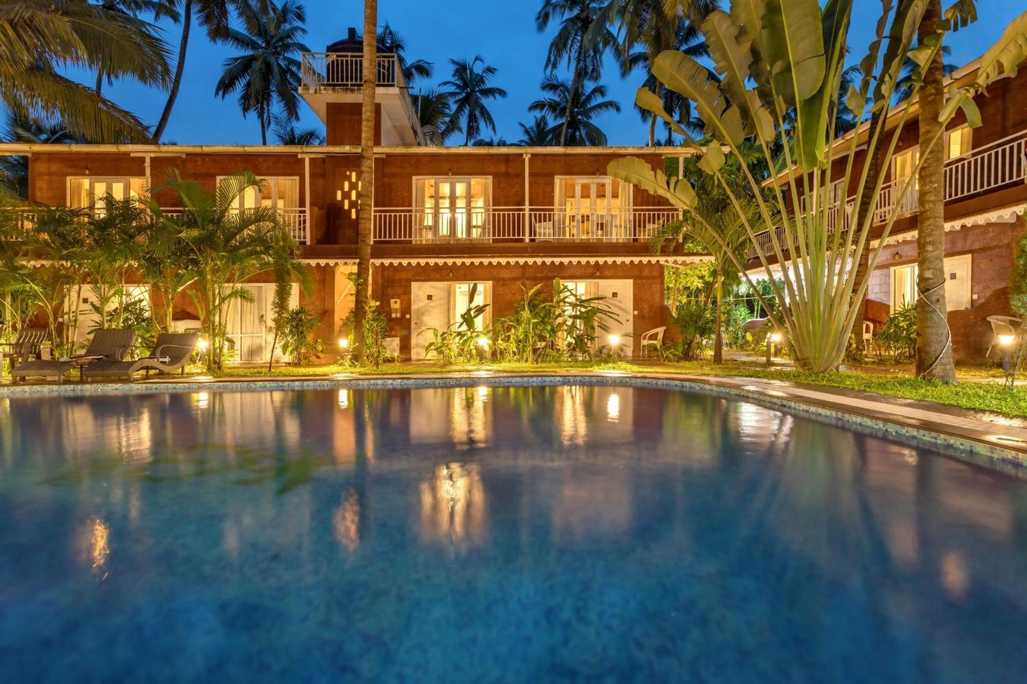 Skon Morjim Beach Resort By Orion Hotels Old Goa Bagian luar foto