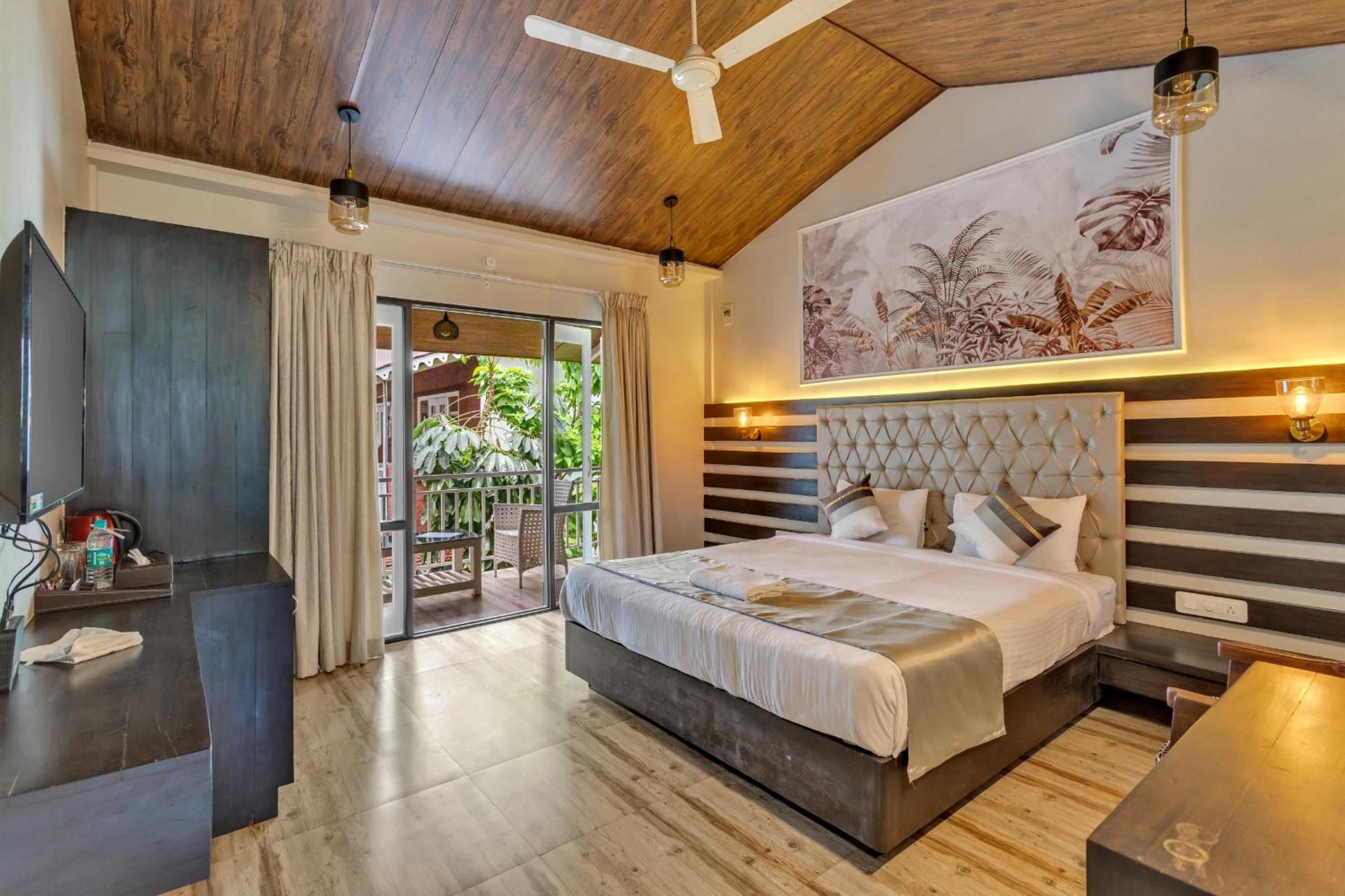 Skon Morjim Beach Resort By Orion Hotels Old Goa Bagian luar foto