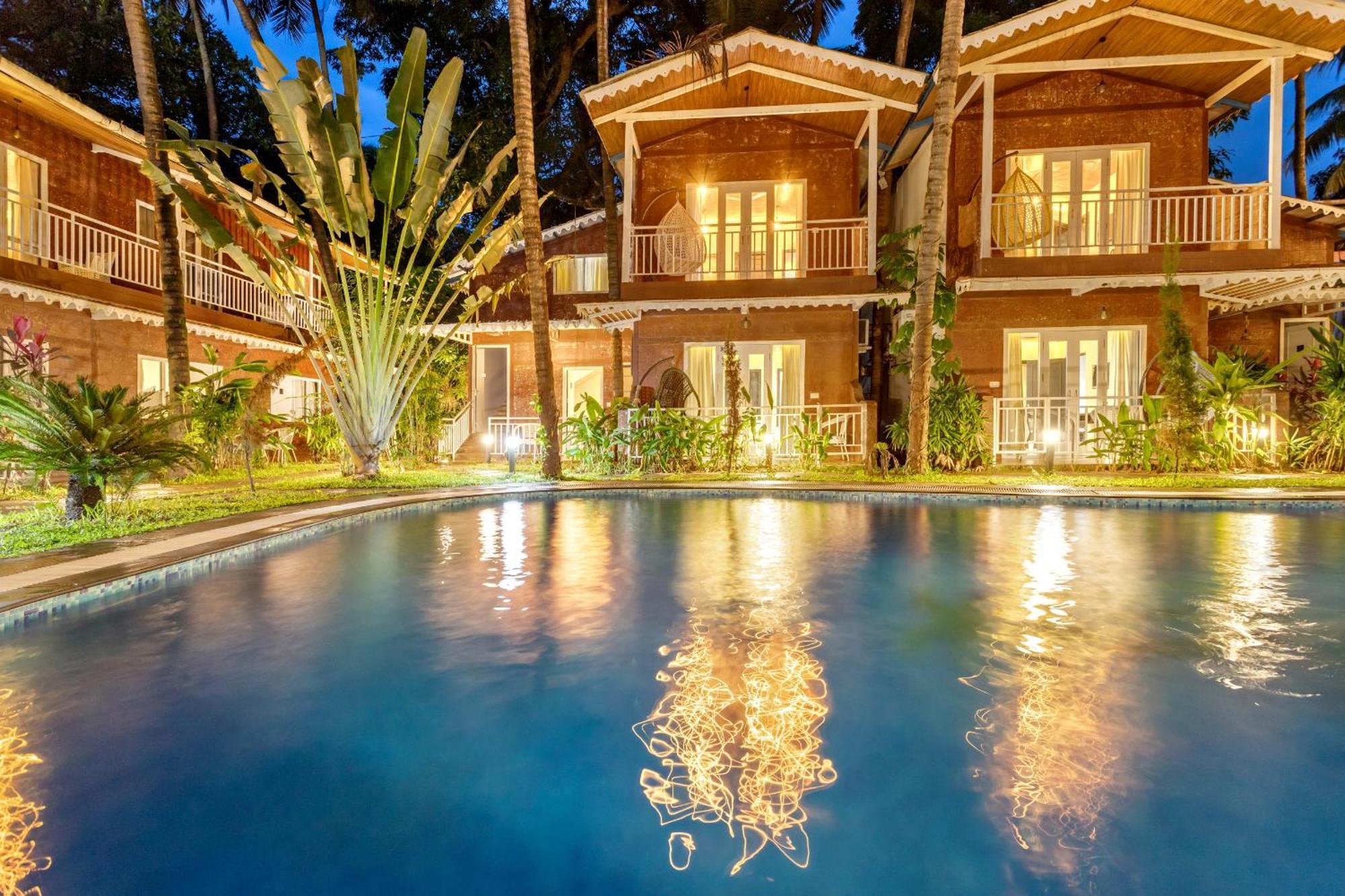 Skon Morjim Beach Resort By Orion Hotels Old Goa Bagian luar foto