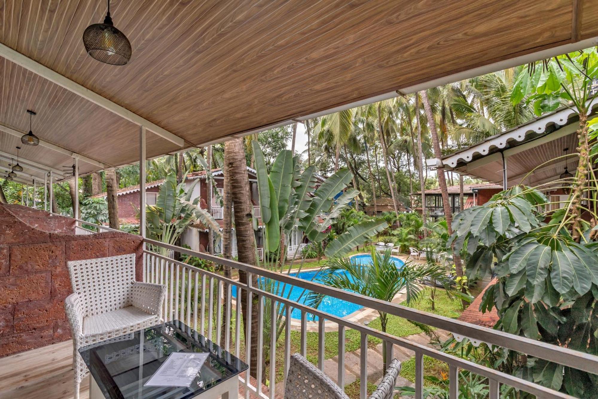 Skon Morjim Beach Resort By Orion Hotels Old Goa Bagian luar foto