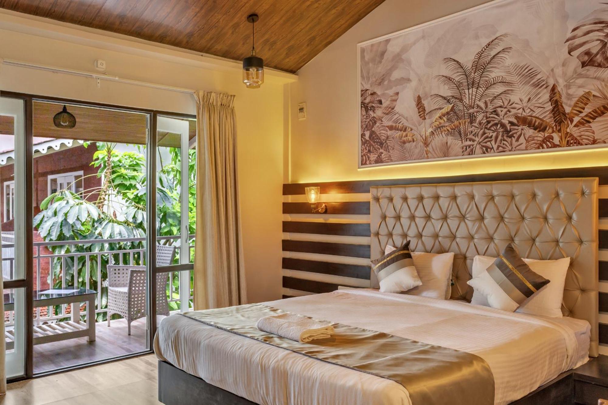 Skon Morjim Beach Resort By Orion Hotels Old Goa Bagian luar foto